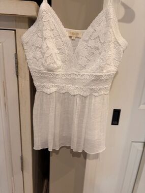 Rebellion Again White Floral Lace Peplum Cami